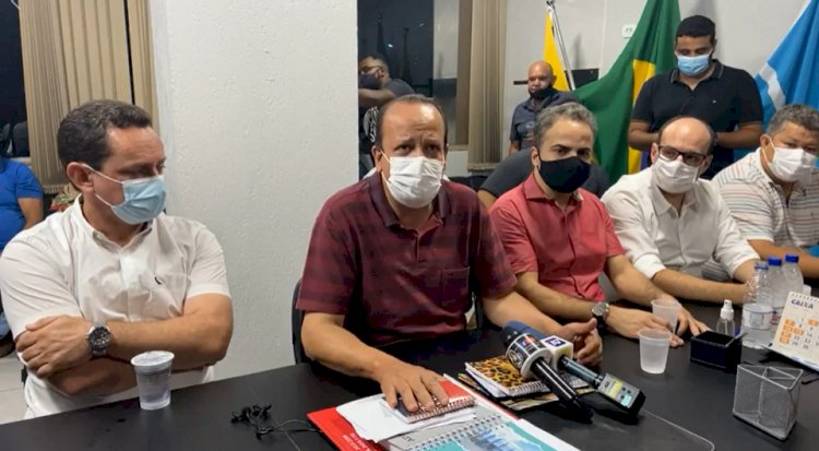 Prefeito de Caldas Novas, Kleber Marra, anuncia troca no comando de quatro secretarias e na regulação
