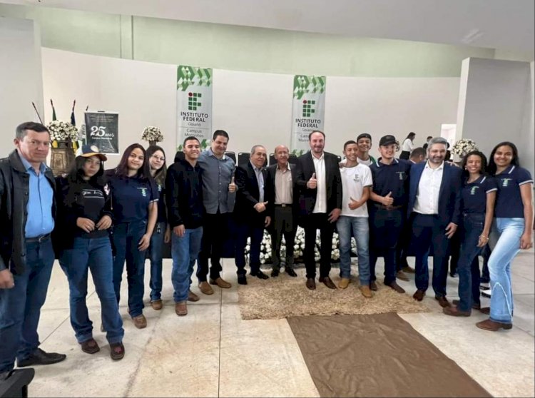 Deputado Federal Rubens Otoni é homenageado pelo Instituto Federal Goiano