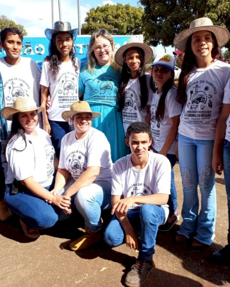 Escola Municipal Waldomiro Gonçalves realiza exposição cultural sobre o Povoado do Sapé, em Caldas Novas