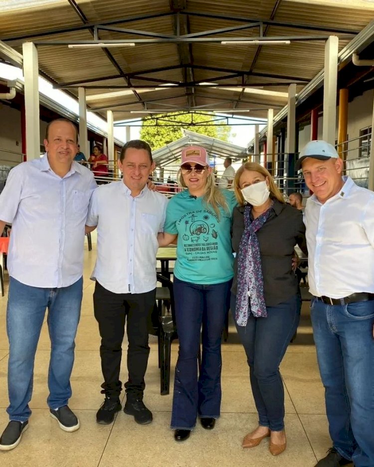 Escola Municipal Waldomiro Gonçalves realiza exposição cultural sobre o Povoado do Sapé, em Caldas Novas