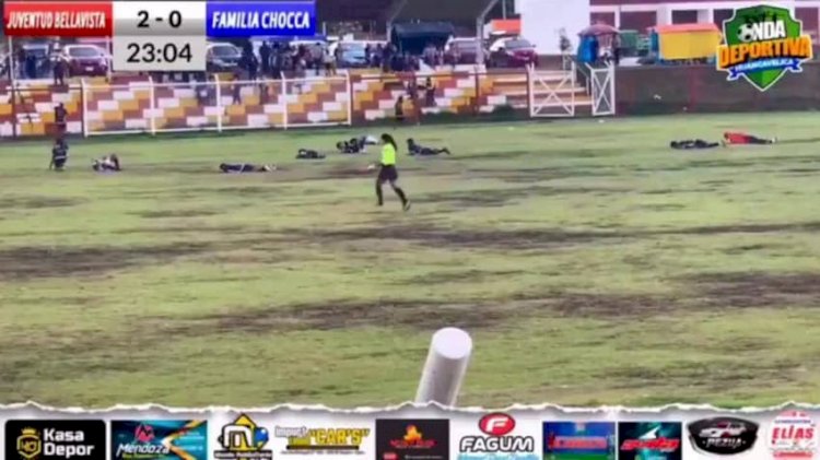 Jogador morre após ser atingido por raio durante jogo no Peru
