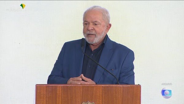 Lula se recupera bem de cirurgia de emergência para drenar um hematoma na cabeça, afirma equipe médica